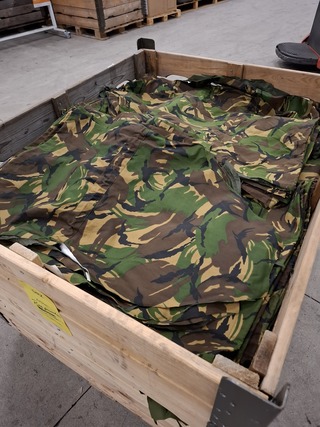 Ca. 1330x Rugpanden Woodland print